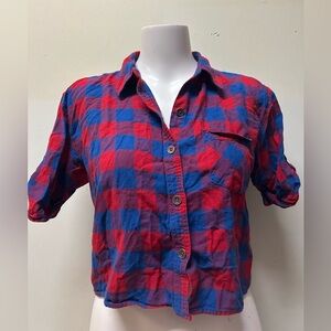 2/$20❤️- SHIRT | Women’s Forever 21 slightly cropped plaid shirt size small